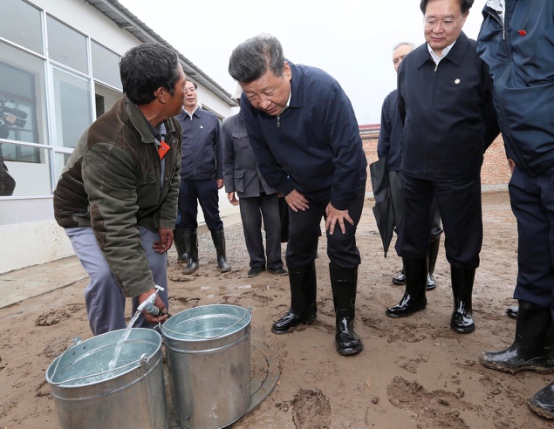 习近平青海考察第二天，谈易地扶贫、生态环境保护、清洁能源发展(图2)