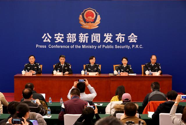 公安机关集中打击“套路贷” 打掉团伙1664个 破获案件21624起(图1)