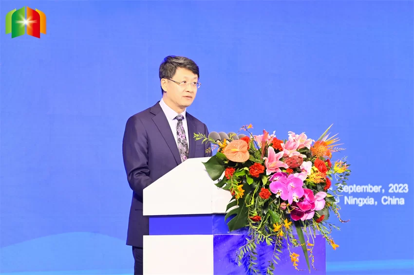 第六届中国—阿拉伯国家博览会中阿旅行商大会开幕(图4) 第六届中国—阿拉伯国家博览会中阿旅行商大会开幕(图4)