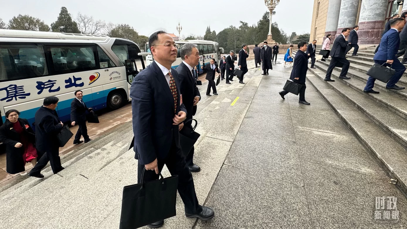 时政新闻眼丨发展新质生产力,习近平为何强调“因地制宜”四个字?(图13) 时政新闻眼丨发展新质生产力,习近平为何强调“因地制宜”四个字?(图13)